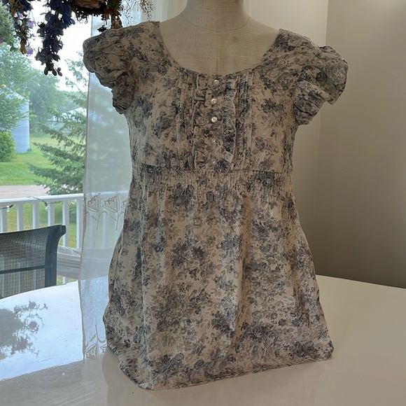 Solaris floral cotton pleated lace blouse size medium (Please see measurements) - Picture 1 of 3